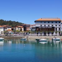 hotel-boutique-bahía-de-plentzia-12-200x200